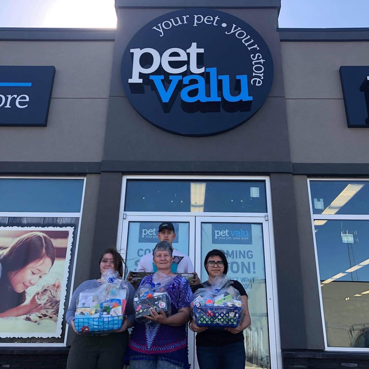 saskdogrescue's tweet photo. Congrats to our Community Partner,@petvalu Martensville, who is celebrating their OPENING DAY TODAY!
In celebration, they are doing an in-house basket giveaway with proceeds going to our rescue for their first opening week! There’s 3 baskets up for grabs min donation $5 to enter! https://t.co/HGYZJHQuwO