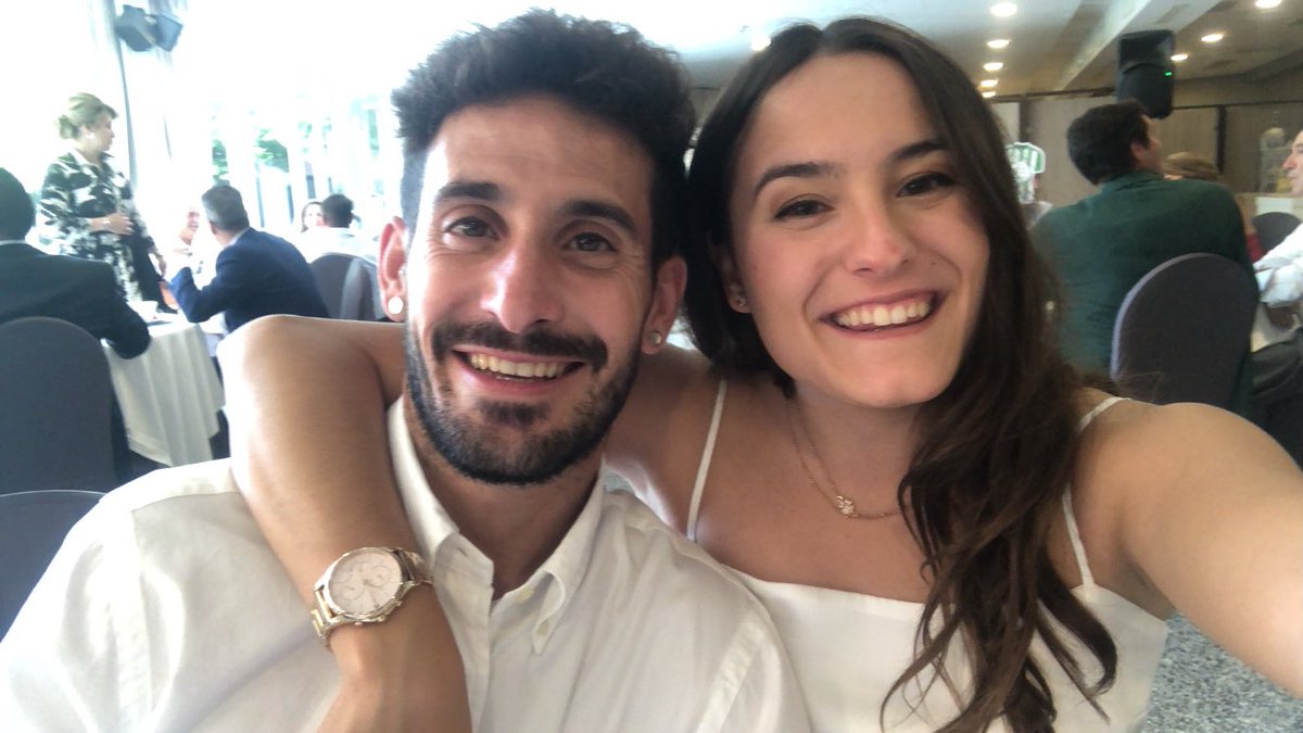 dayane2430's tweet photo. amigo, pareja, confidente, compañero de vida, de aventuras, de experiencias, gracias ❤️ https://t.co/l079XMq84Y