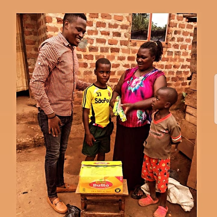 KUHHUFOUNDATION's tweet photo. A genuine smile is that which you can't replace😁 https://t.co/XWP32GcBT6