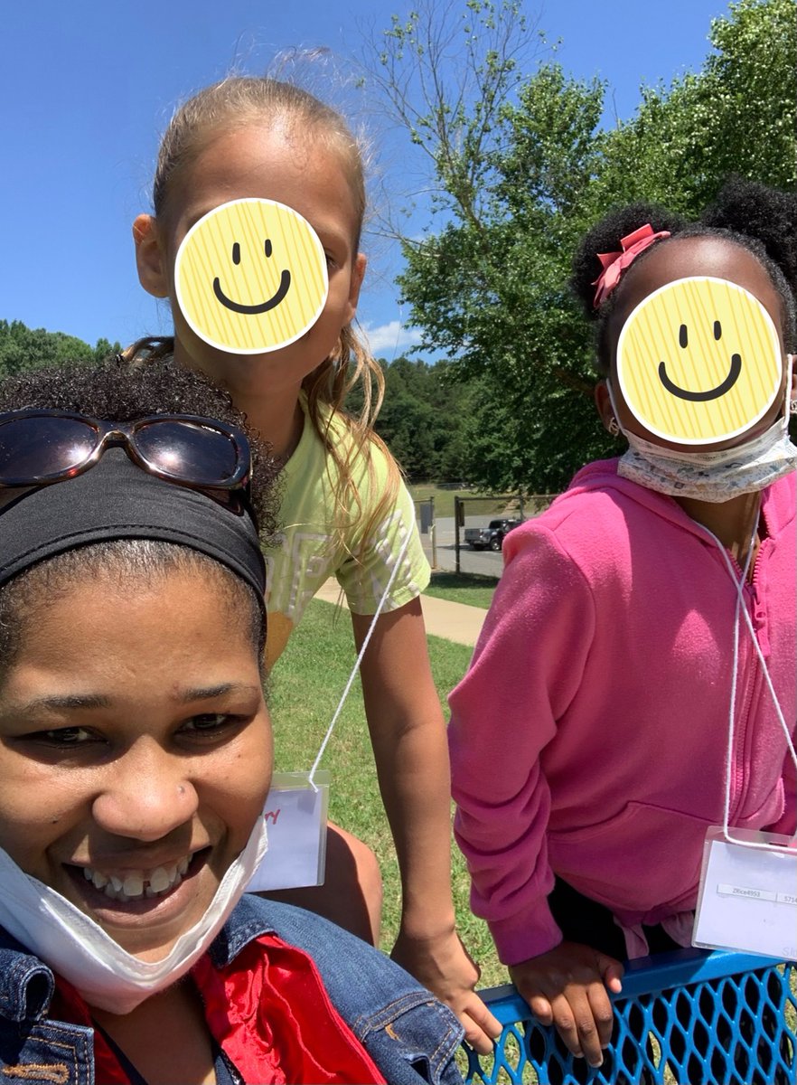 MissKaeSloan's tweet photo. Summer Camp with the littles 💕 https://t.co/56S9Sj2ma0