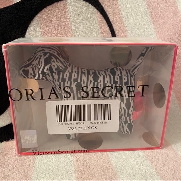 Syl_Rey's tweet photo. So good I had to share! Check out all the items I'm loving on @Poshmarkapp #poshmark #fashion #style #shopmycloset #poeticlicense #pinkvictoriassecret #shopevelynne: https://t.co/m02YGMdHhC https://t.co/vZkUvBc9Gl