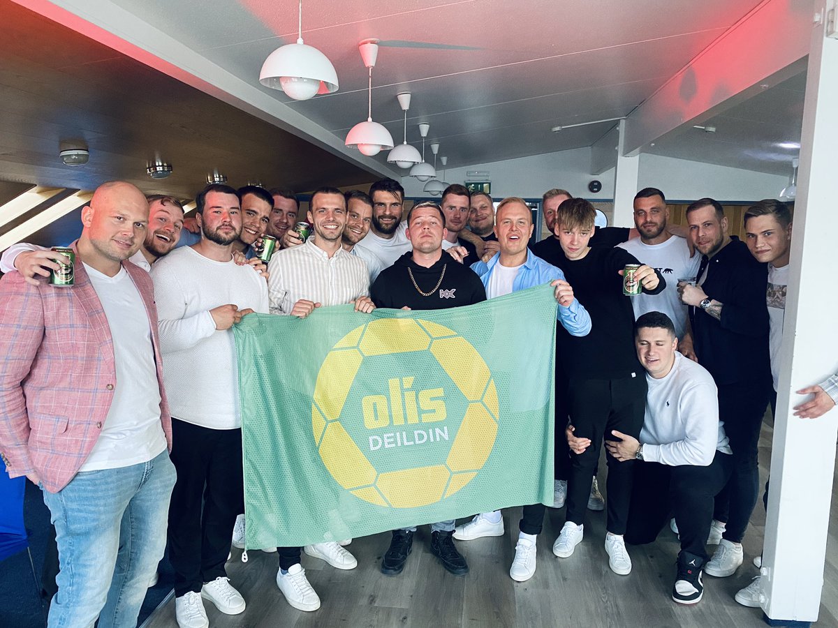 Stærsta sign kvöldsins 🤝
@kristmunduraxel 
#KOMASVOKRÍUMENN #Kría4Life