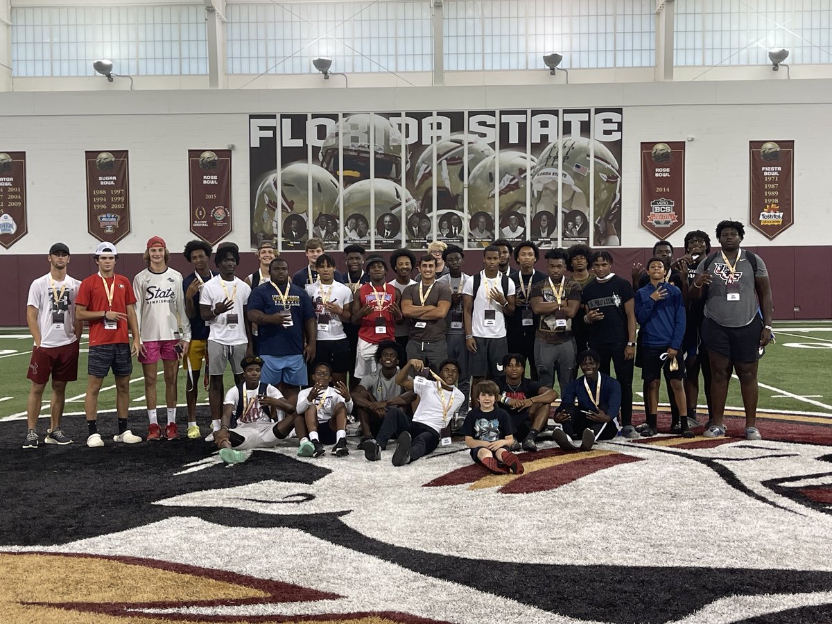 ELCA FOOTBALL tweet media