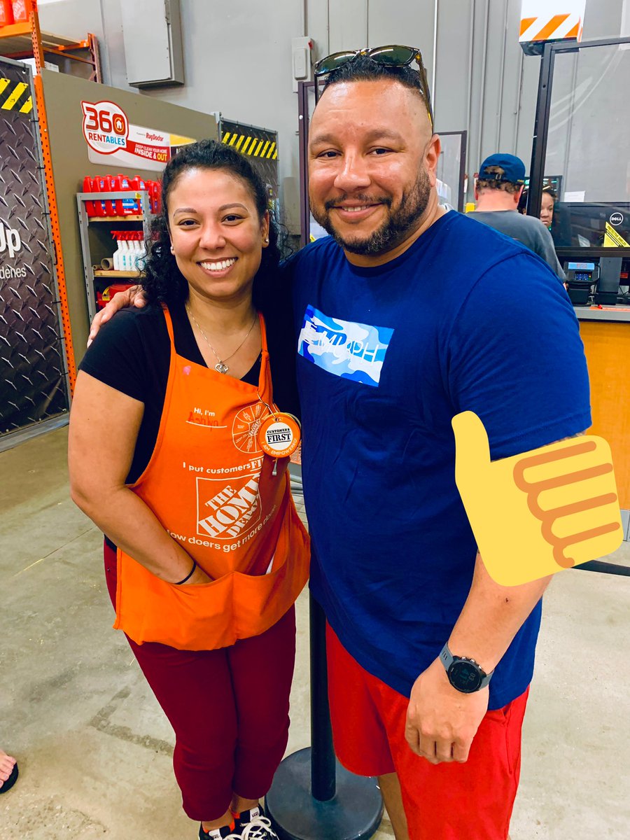 Great to see family putting on the orange apron at #551.