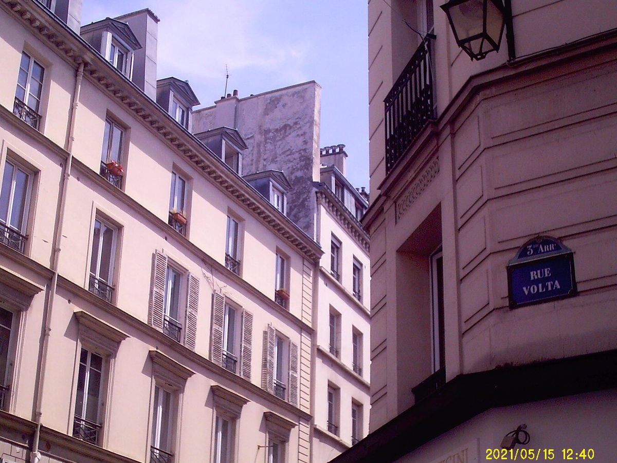 kvalitykontent's tweet photo. il faut du temps pour mettre en route mon caméscope des années 2000 https://t.co/2sDdalr9yU