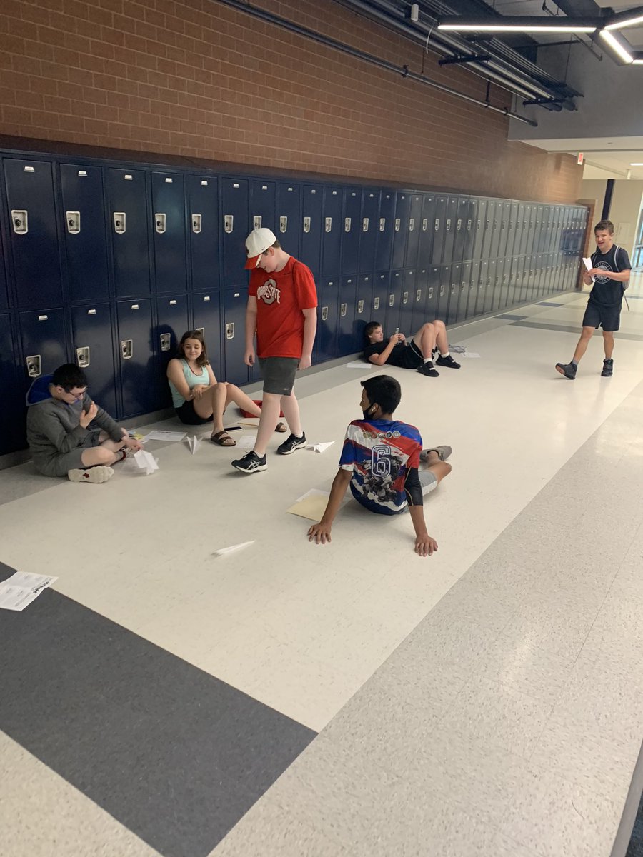 Miss Kelly tweet media