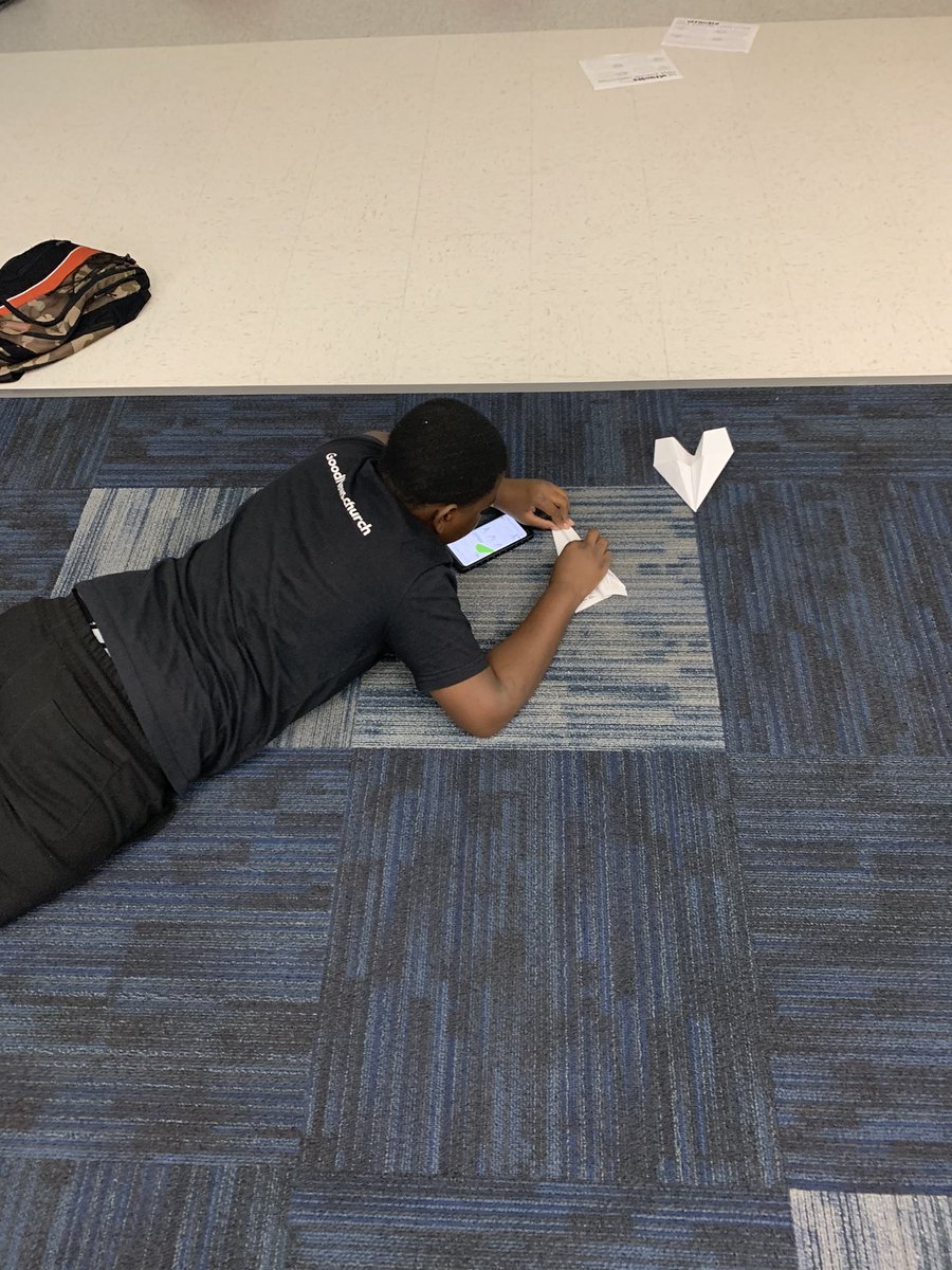 Miss Kelly tweet media