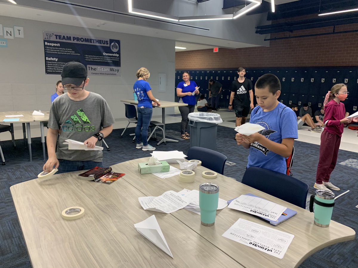 Miss Kelly tweet media