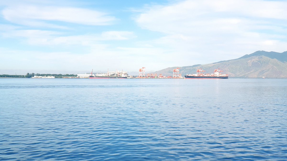 HukbongP's tweet photo. Good morning Subic.
#sbfz #port #gapo #subic https://t.co/NQssWsPznJ