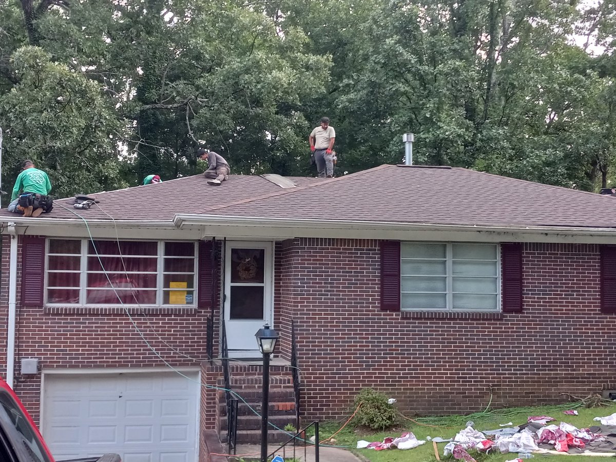 RoofAlabama's tweet image. DR.ROOF OF ALABAMA LLC HAS MADE ANOTHER HOMEOWNER VERY PLEASED! YOU'RE ONLY ONE PHONE CALL AWAY FROM GETTING YOUR ROOF REPLACEMENTS CONTACT US 205.203.7241
#FASTANDFAIR