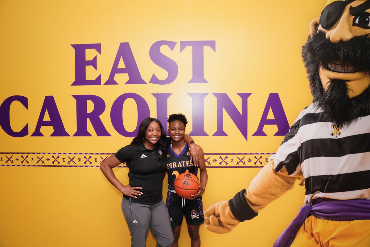 Great times at ECU💜💛!! #gopirates #notcommitted 🏴‍☠️! @ecucoachkim @corymcneill1 @coachsteve23 @WBBCoachT