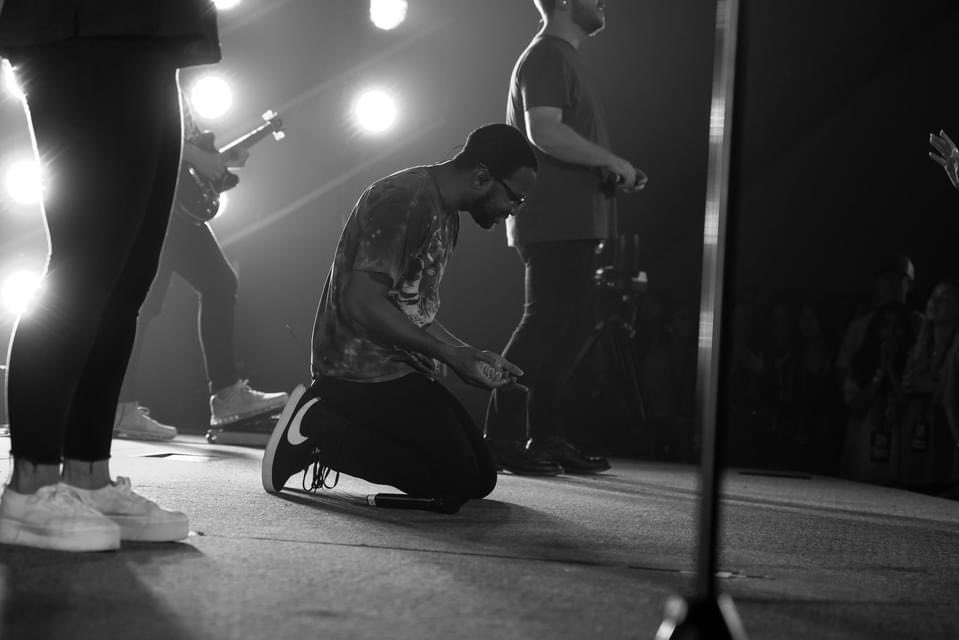 __AnthonyVargas's tweet photo. Love serving with this dude. He worships in the midst of leading others to worship. Brodes, you’re a leader I respect and grateful students learn under you. https://t.co/iYVYiodHth