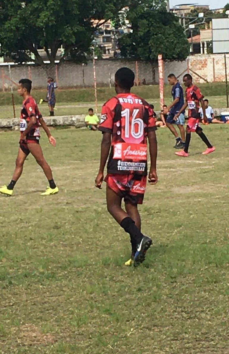 Pretinho081's tweet photo. Aonde Eu Esqueço Todos Problemas 🙌⚽️💪🏾 https://t.co/TYlcejzmRY