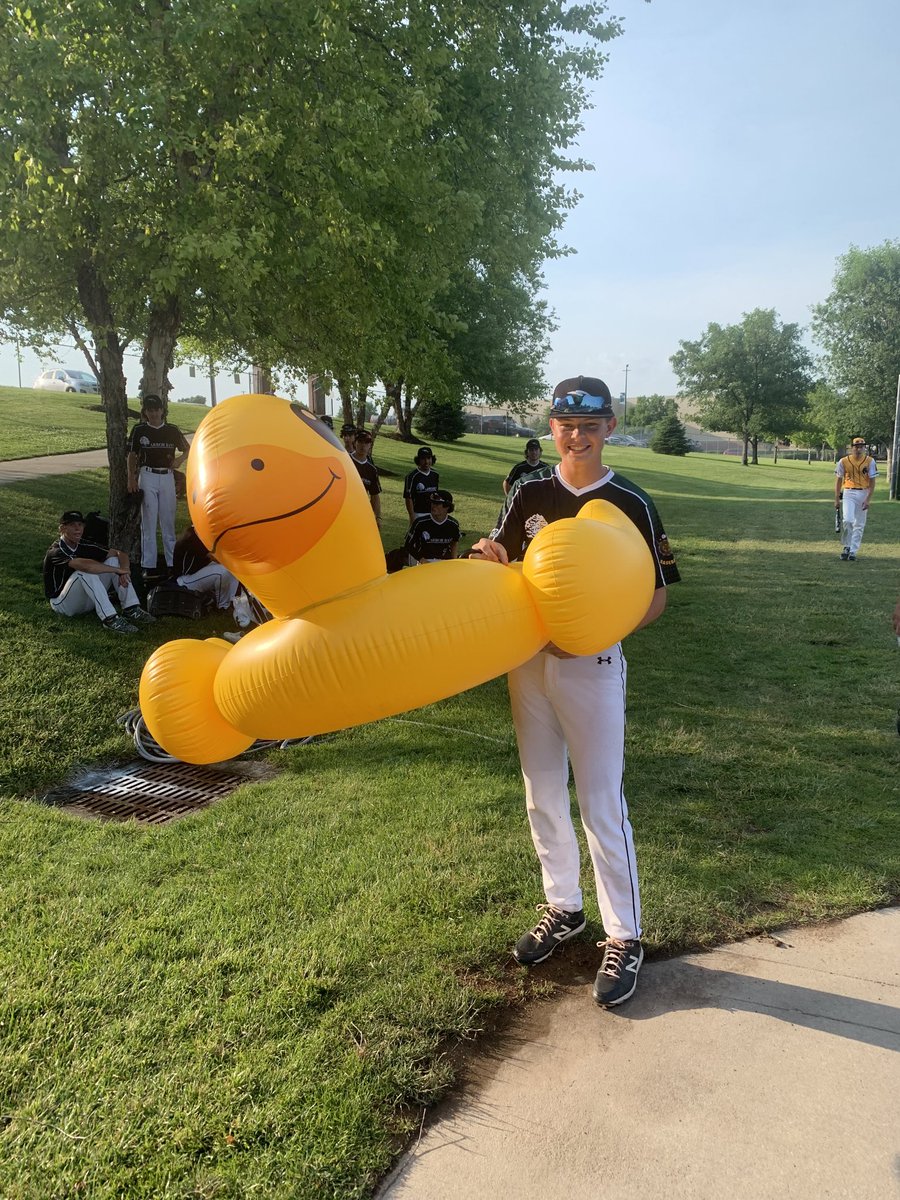 SkyHawksJuniors's tweet photo. #ArborBank SkyHawks Juniors def. Millard Sox Black 3-1. Ben Teal threw a complete game with 7 strikeouts, including an immaculate fifth inning. #TreeUp #DuckUp https://t.co/xCch1OHIur