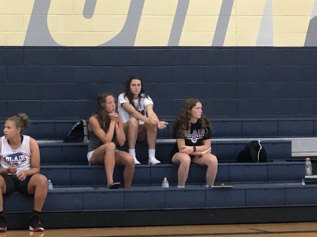 Love seeing the older players support our reserve team at summer league tonight!   GO BEARS!!!  CTN 🐘 <a href="/BHSBlair/">Blair High School</a>