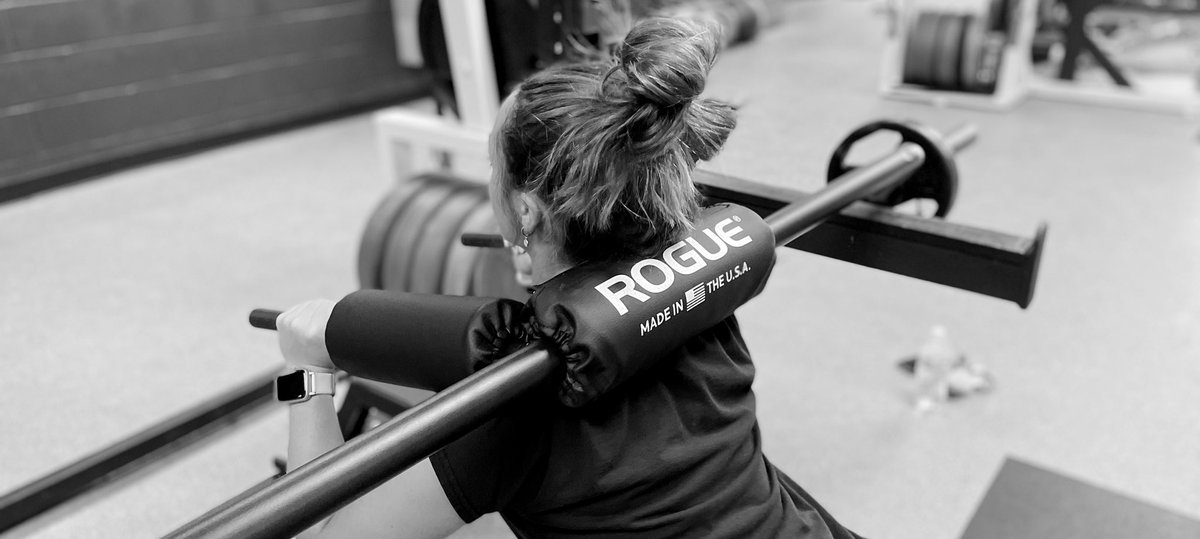 _CoachMaria's tweet image. Another new addition to our weight room this summer👀 Too stoked about these new @RogueFitness SSB that we had to break them out today!