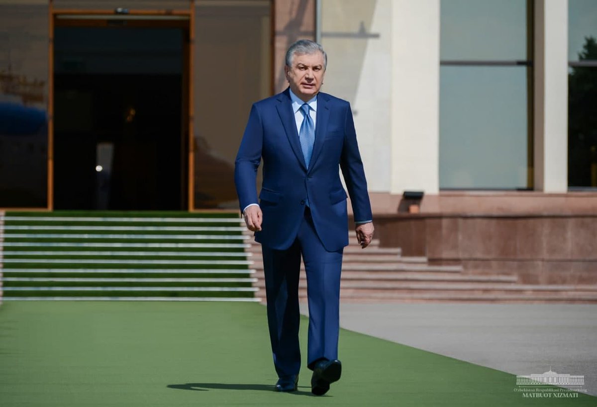 president_uz's tweet photo. President Shavkat Mirziyoyev has left on a working trip to the Andijan Region.
#Mirziyoyev #RegionsDevelopment #Andijan https://t.co/pyqbZlD0vf