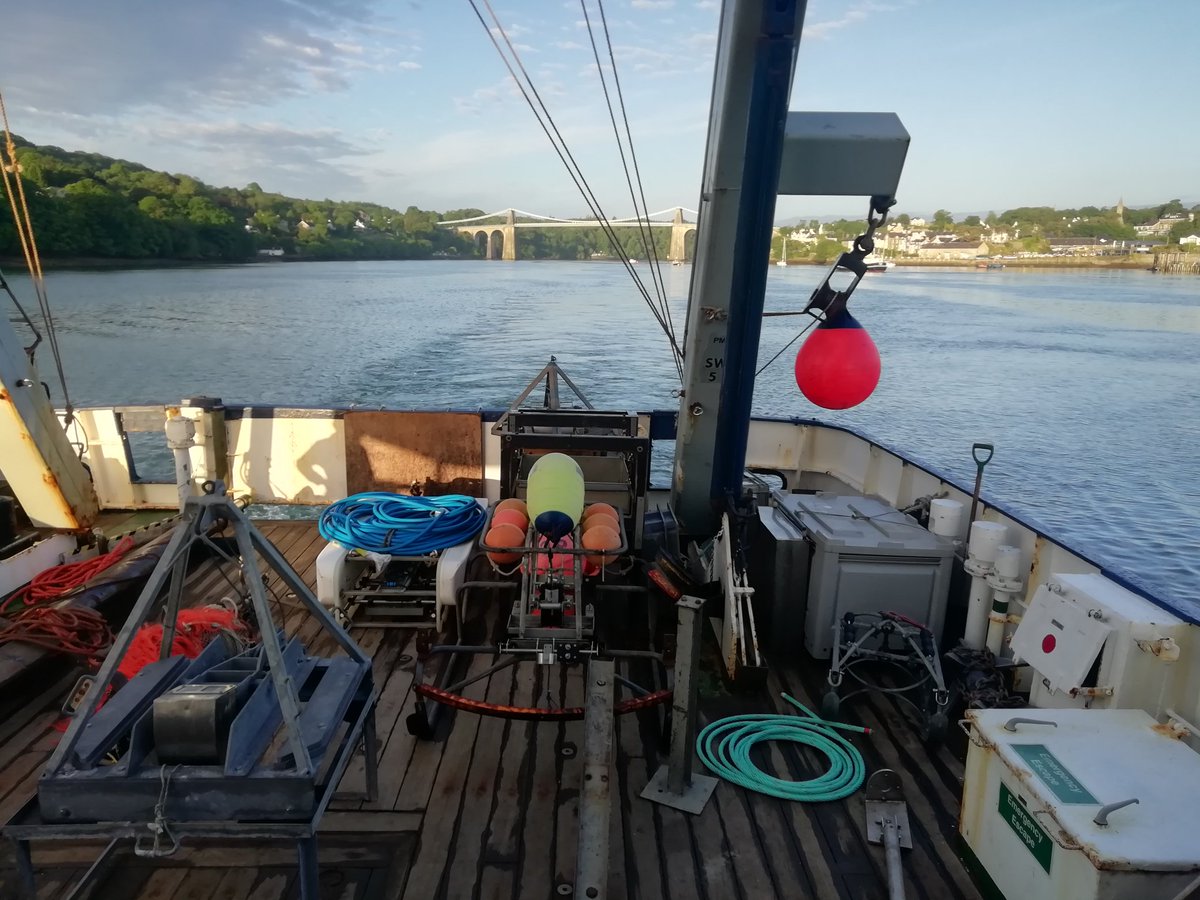 Good bye Menai Bridge for the final @SEACAMS2 Prince Madog cruise. We're undertaking collaborative research with businesses to support the development of the Marine Renewable sector in Wales. @TimothyWhitton and @TDJ_marine leading first part of cruise.