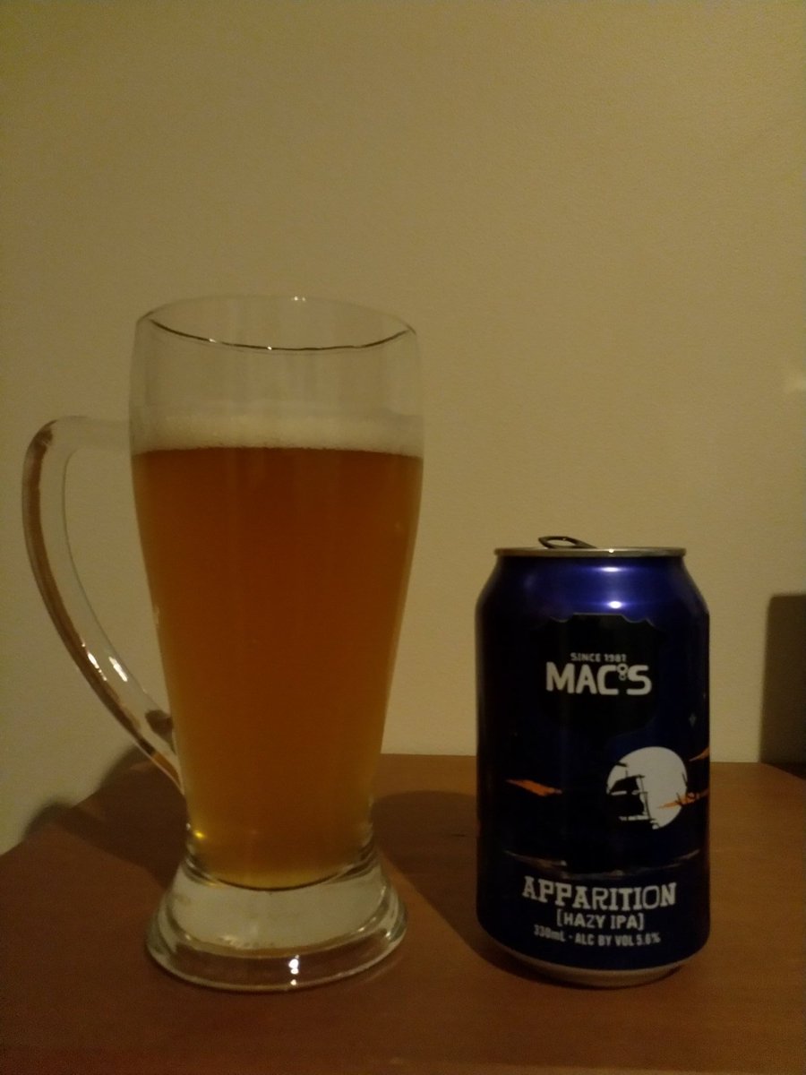 pivoporn's tweet photo. A hazy IPA at home, maybe not quite #pivoporn, more like #pivopage3 😁 https://t.co/9kwyf7D09K