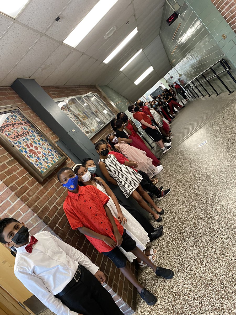 What an amazing day celebrating our amazing 5th grade students. I am going to miss them so much ♥️ <a href="/JohnnycakeElem/">JohnnycakeElem</a>