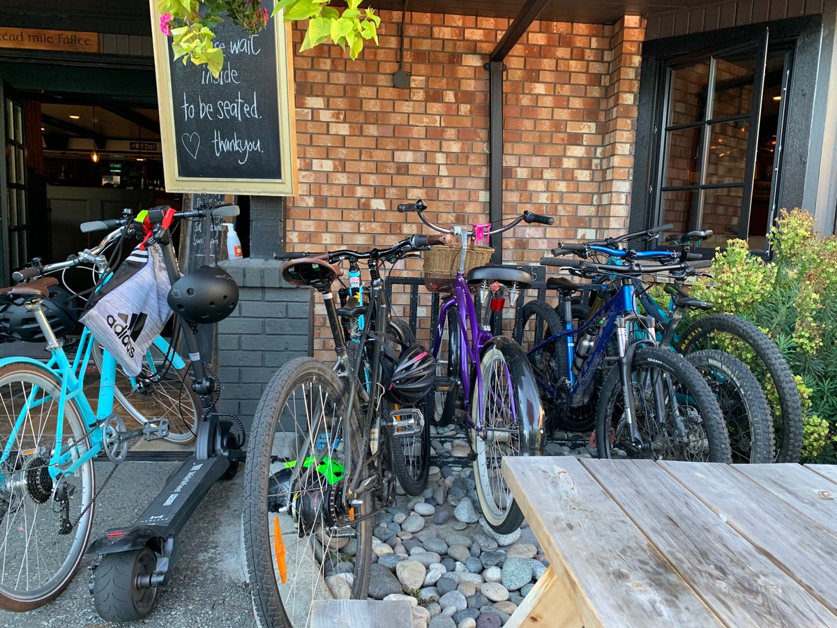 jeremyhopwood's tweet photo. Parking full (however other paces to squeeze in your ride) @OHaresPub 

Good example of having easy / safe bike access (in this case the @Richmond_BC  railway greeenway) means dollars for business 

More bikes than cars here @ the moment &amp; they take up a lot less space as well! https://t.co/KF0LlZfkl4
