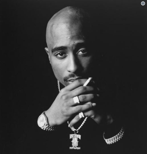 ghandje87's tweet photo. Happy birthday to Tupac Amaru Shakur
June 16th 1971
True inspiration, a poet, a legend. https://t.co/Dbj2Ncgtrb