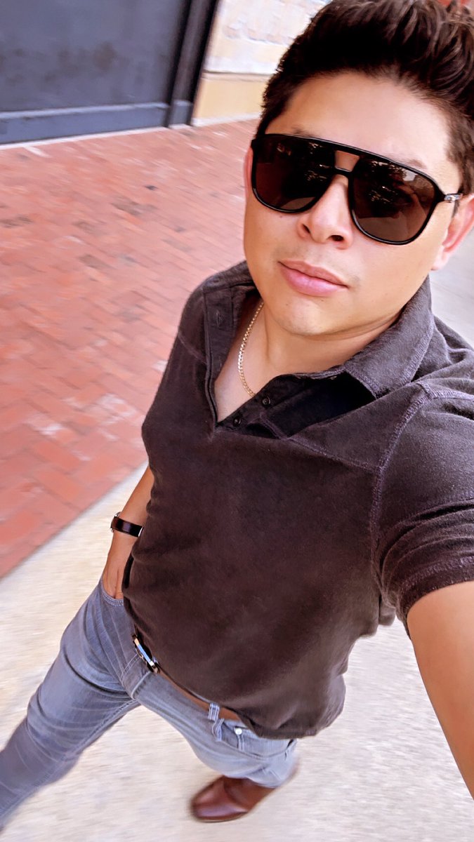 Djmorales's tweet photo. Una tarde agradable #birthdayvibes 
#Junio16 #geminiseason #djmorales https://t.co/NBKgFhiD9z