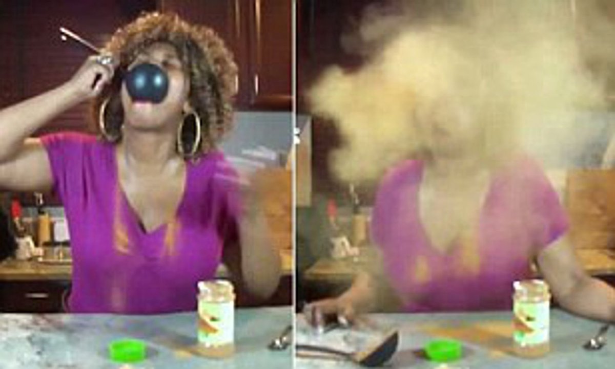 marianabbabe's tweet image. No ones talking about the cinnamon challenge, nearly killed people 😂😭