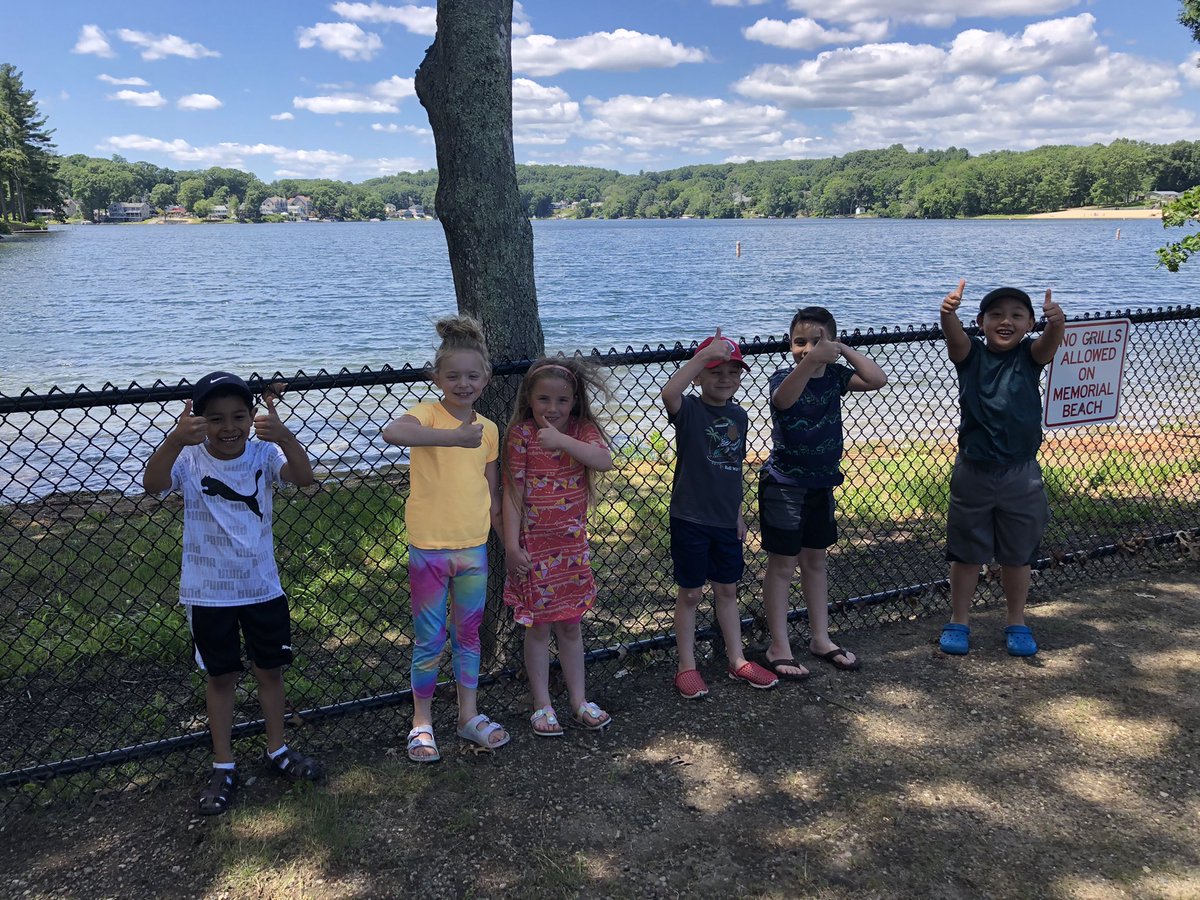 grade2leger's tweet photo. After 167 days, I finally spent some in-person time with some of my remote second graders at Memorial Beach.  What an amazing time!!  #allsmiles #themarlboroughway #yesweallhavelegs @MPSPanthers https://t.co/12Te5E8TtD