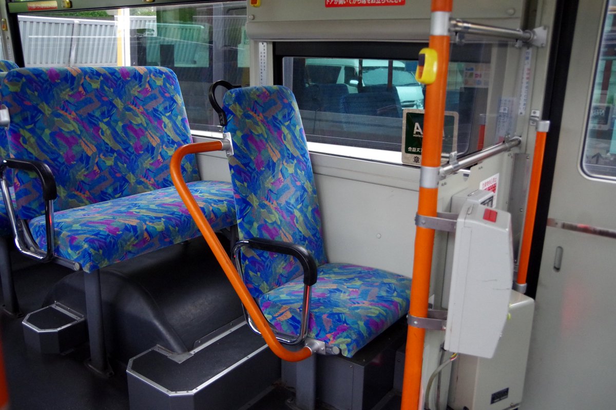 座席のあれこれ】 バスの椅子といっても路線バスだけでもたくさん種類