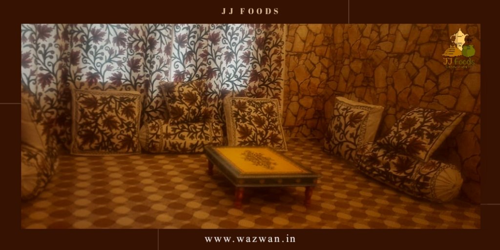 JJFoods2's tweet photo. Take away &amp; Home delivery available
Call on : 9622 208 209
#Kashmir #Kashmiris #kashmirtourism #kashmiri #kasheer #foodies #restaurant #foodforthought #Jammu #JammuAndKashmir #wazwan https://t.co/P2E8JZtBKw