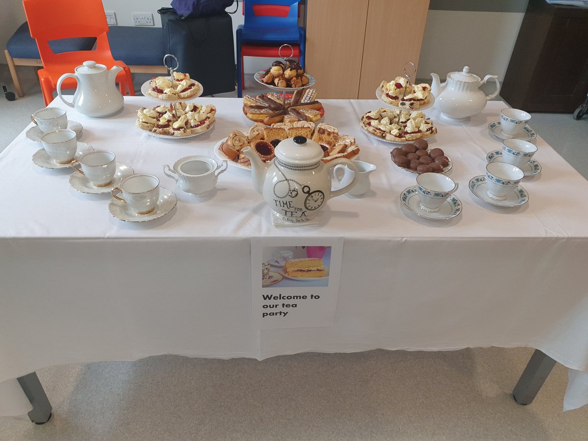 Ward 32, Acute Medicine MRI MFT (@32mft) on Twitter photo Afernoon tea on Ward 32 for patients. Rehydrate, refuel and relax. #NutritionandHydrationWeek2021 <a href="/MFT_PatientExp/">Patient Experience</a> <a href="/LindaWh93755833/">Linda Whitehead</a> Afernoon tea on Ward 32 for patients. Rehydrate, refuel and relax. #NutritionandHydrationWeek2021 <a href="/MFT_PatientExp/">Patient Experience</a> <a href="/LindaWh93755833/">Linda Whitehead</a>