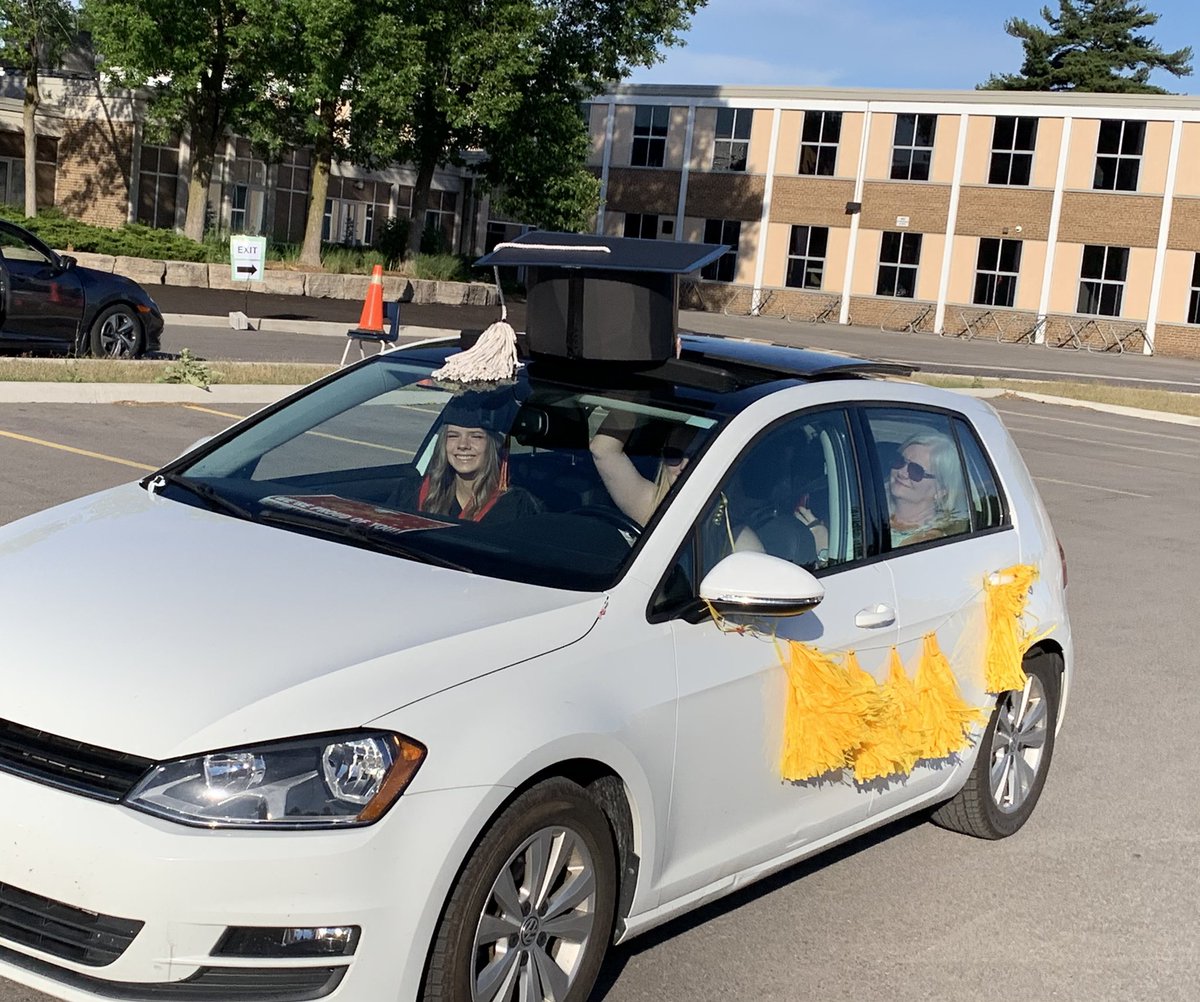 Congratulations <a href="/nelsonhdsb/">Nelson High School</a> 2021 grads! A second successful drive thru grad ceremony <a href="/DaignaultMr/">Mr Paul Daignault</a> <a href="/Sampsonmr/">mr sampson</a> <a href="/HaltonDSB/">HDSB</a> <a href="/HDSB_SMiller/">Stuart Miller</a> #Classof2021