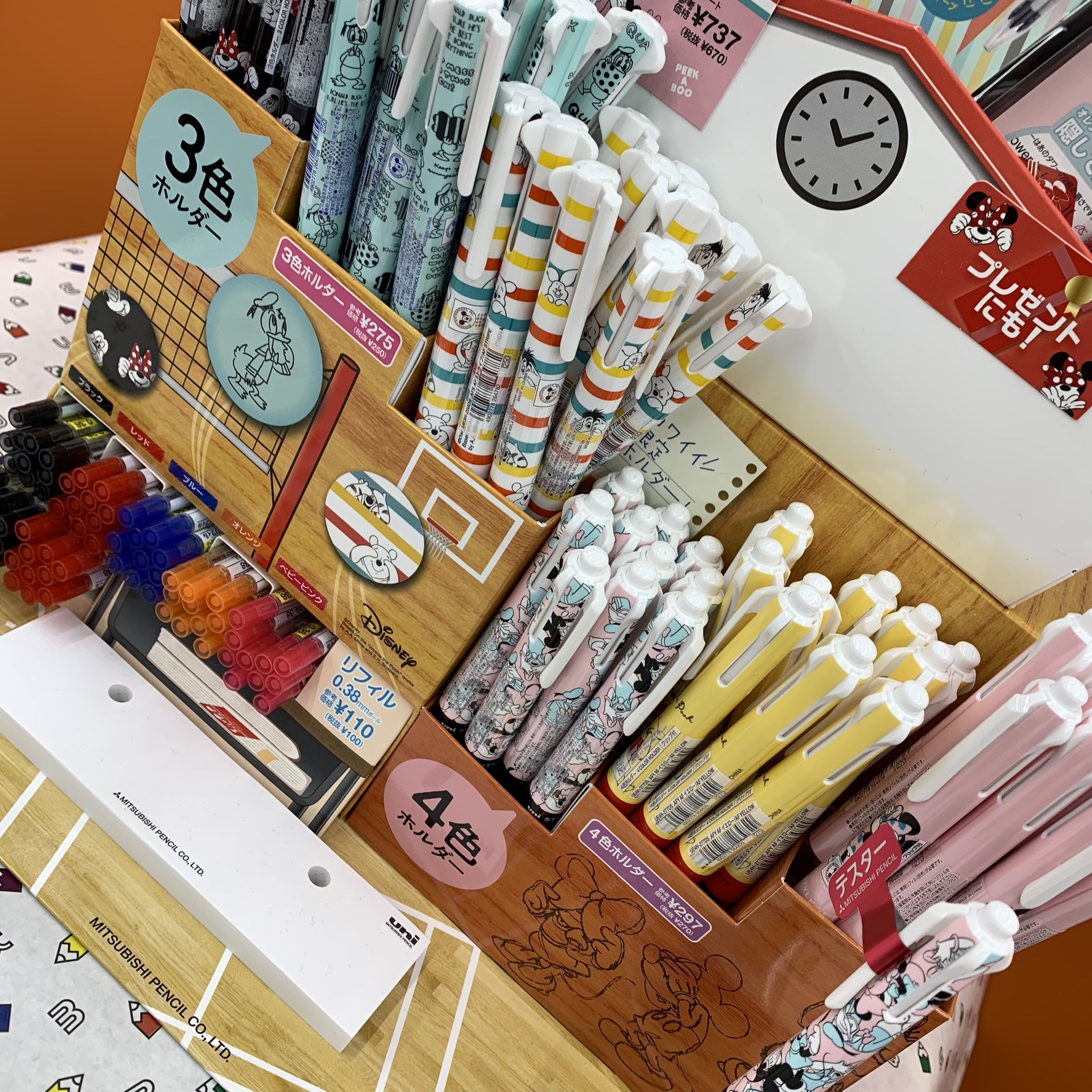Twitter 上的 事務キチ柏店 事務キチ柏店です 三菱さんより カスタマイズペン スタイルフィット ディズニーシリーズ の3色ホルダー と4色ホルダーが入荷致しました 三菱鉛筆 スタイルフィット 限定スタイルフィット T Co Hfevk2vogl Twitter