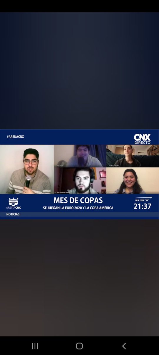 benja_saravia_'s tweet photo. Hermoso programa de hoy en #ArenaCnx , con los cracks @OVillagran8 y @FrojasDavidson , nos vemos el proximo Miércoles, 21 hrs! 🤙🤟❤.
@CNXChile https://t.co/02KzxJn55I