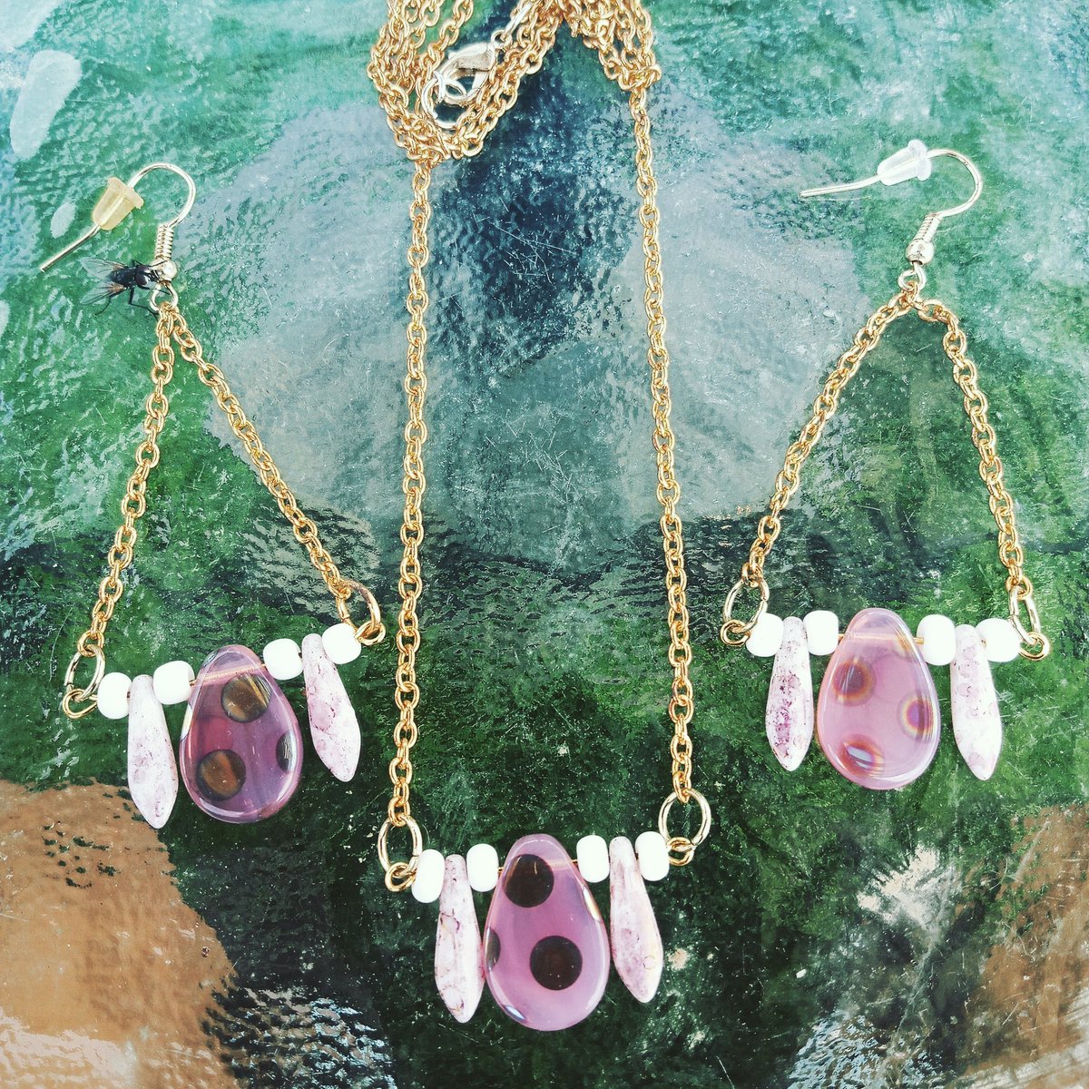 MamaDee_CCsWork's tweet photo. We have been updating alot of the shop and trying to get new things in the shop for you all to look at and buy. Please come and look at https://t.co/TyUKrswcsm
You will find more jewelry and great prices. Earrings for $5, necklaces for $10 and sets for $15. https://t.co/7Bjpk2fufq