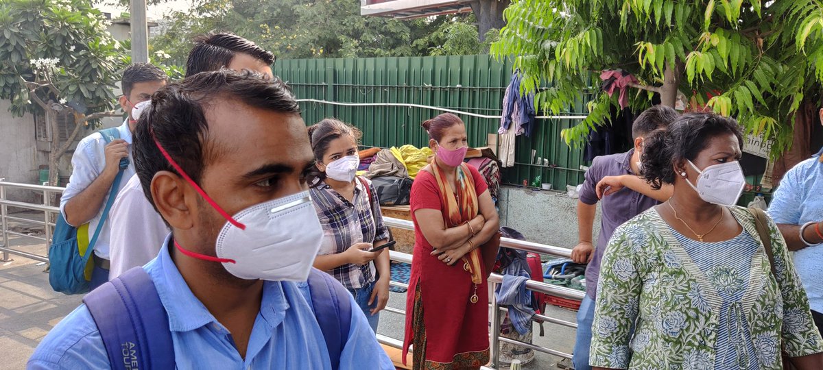 KanishkAIIMS's tweet photo. Health care worker after 13 hrs night shift ve been forced to wait outside entry gate of #AIIMS and #Safdarjung Hospital.
How much pain @OfficialDMRC want to give them. 
It is extremely disappointing people are about to faint but no mercy for them.
@HardeepSPuri 
@ArvindKejriwal https://t.co/Qt60o3SRt2