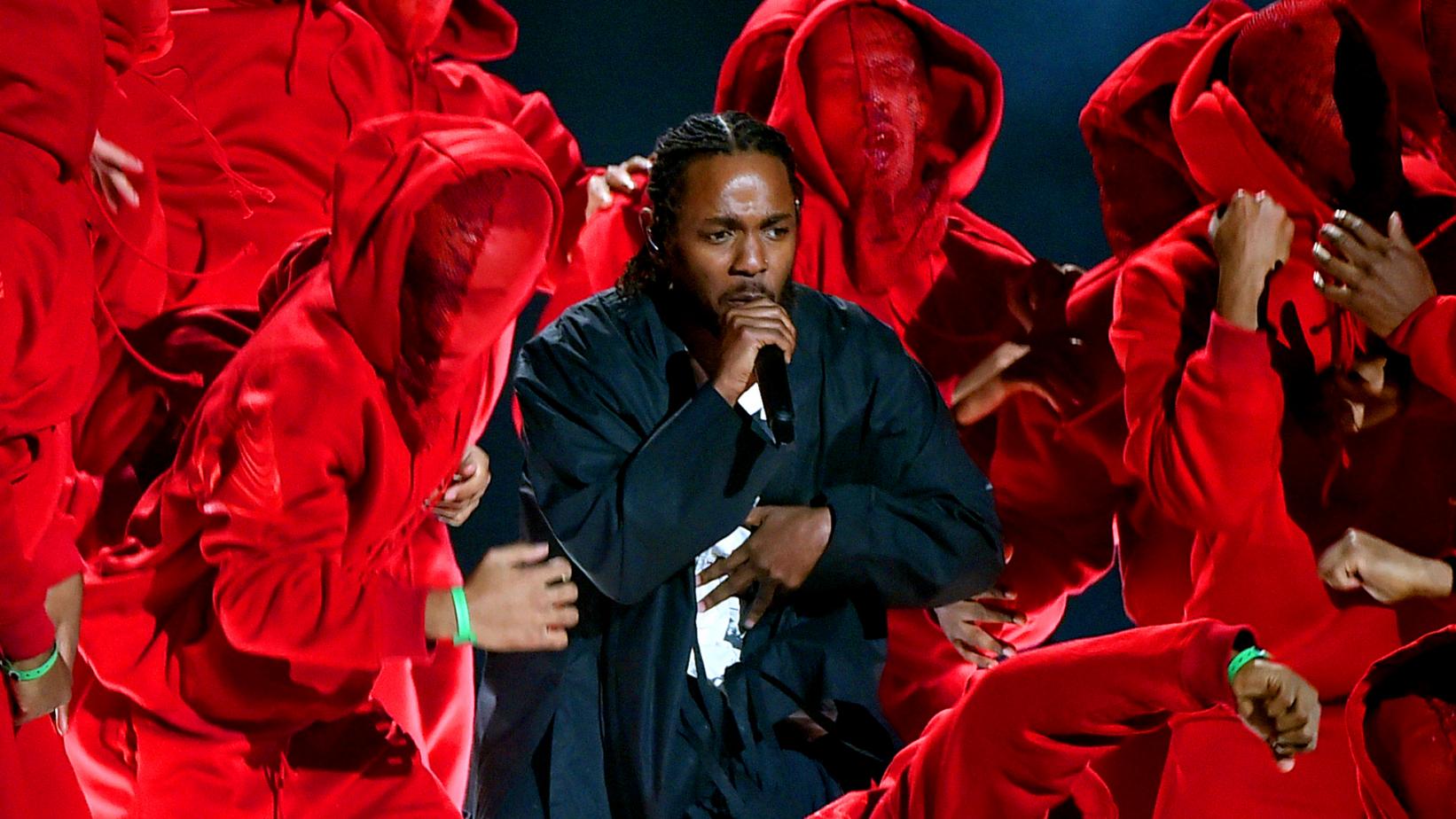 Happy 34th Birthday to What\s your top 3 fav Kendrick Lamar projects ever? 