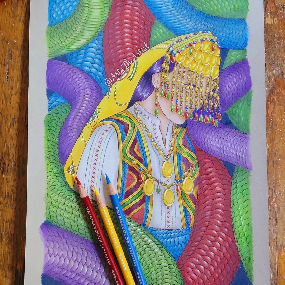 ArtistArta's tweet photo. #Marigo Of The 40 #Dragons the #Albanian version of #SnowWhite
•
#artatheartist #art #traditionalart #coloredpencils #sketch #marigoandthefortydragons #mythology #fantasyart #albanianartist #albanianart #albanianmythology #fairytale #perrallashqip #prismacolor #arteza #drawing https://t.co/s5TG3VDYMQ