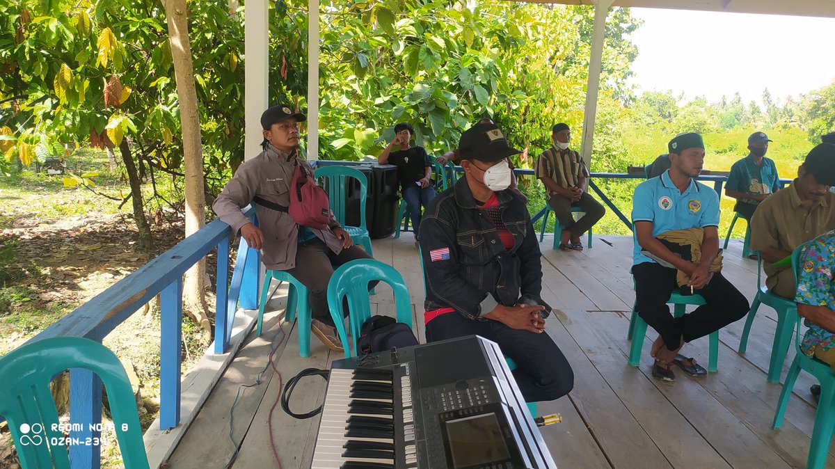 Citizen_Tomini's tweet photo. Fasilitasi Rapat Program Kerja APDESI Kec. Tomini Kab. Parimout-Sulteng
@halimiskandarnu @kemendespdtt @bangsispusdatin @jokowi 
#tppsulteng #tppparimout https://t.co/V4ZK1H6QNJ