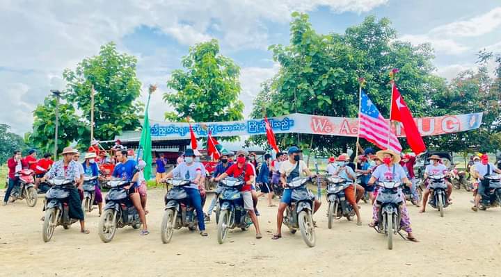 baobao_el's tweet photo. Peoples in Tamakhan, Hpakant Township continue marched with motorbikes to oppose the Military dictatorship, amid the Junta brutally cracked down and threatened.
#June17Coup
#WhatsHappeningInMyanmar https://t.co/zuaxi1cyjY