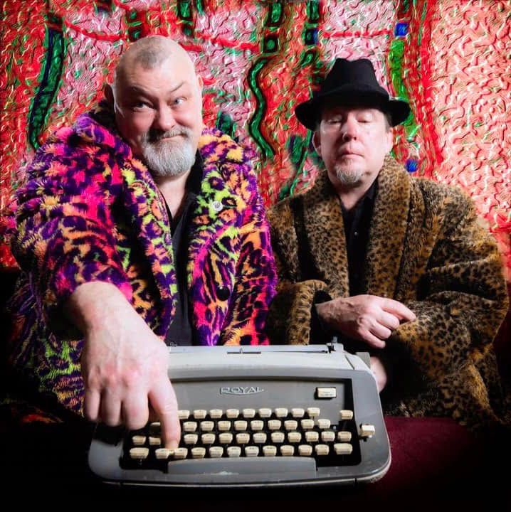 DantesLive's tweet image. 🎶 This Saturday, June 19th take a psychedelic musical journey with Groovy Wallpaper.

Groovy Wallpaper is the deep juggernaut of thunder that is Don Henson and the looping mastery of @skipvon 

Doors @ 8pm

danteslive.com/event/11126155…