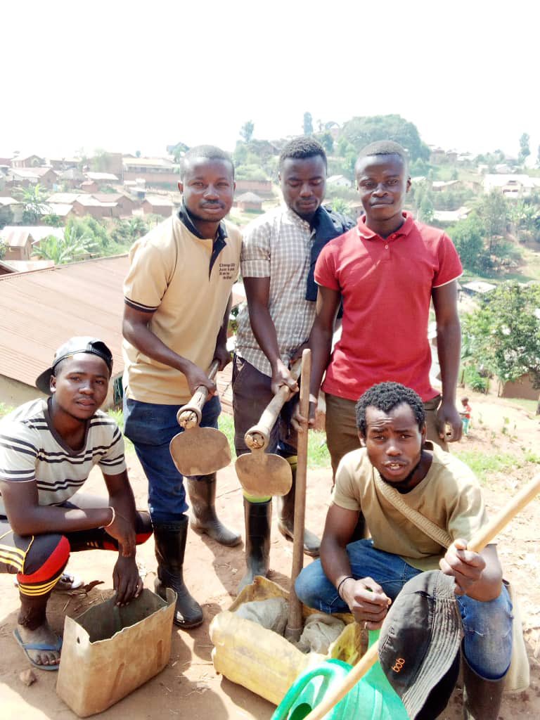 Nanahtakaza's tweet photo. #day549 we are healing the second lung of the world. #ClimateAction #ActNow join our #challenge2020 #carbonsink let us plant #80milliontrees in the #congobassin #savetheCongo @Coramb @PerpetualPollen @MovingF04047339 @livingroom2020 @vandymini @Asifbhamlaa @RETINKS @MaanvinderP https://t.co/YmimltB75p
