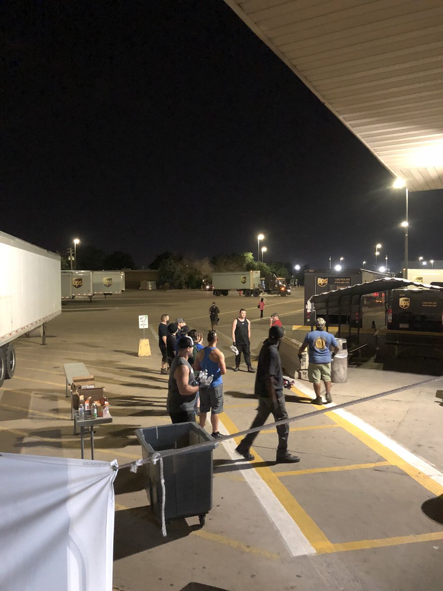 Denver Hub Safety Meet and Greet!  It’s Hot!  Stay Hydrated!  Enjoy an Ice Cream!  We’re gonna be here all summer!