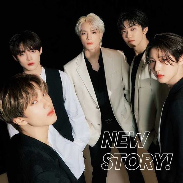 ลุคนี้โตมากกกกกกกกกกกกกกกกกกกกกกกกกก คิดถึงตอนโปรโมทบูมเลยอะเหล่าคุณชายใส่สูท