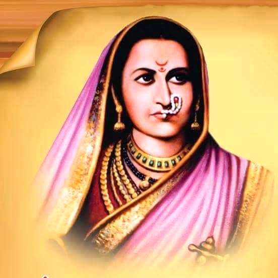 जय जिजाऊ!
राजमाता जिजाबाईसाहेब म्हणजे अवघ्या महाराष्ट्राचा अभिमान बिन्दू! हिंदवी स्वराज्याची संकल्पना प्रत्यक्षात साकारण्यासाठी छत्रपती शिवाजी महाराजांना पराक्रमाचे बाळकडू पाजणाऱ्या राजमाता जिजाऊ यांना स्मृतिदिनी विनम्र अभिवादन आणि मानाचा मुजरा!

#जिजाऊ #Maharashtra