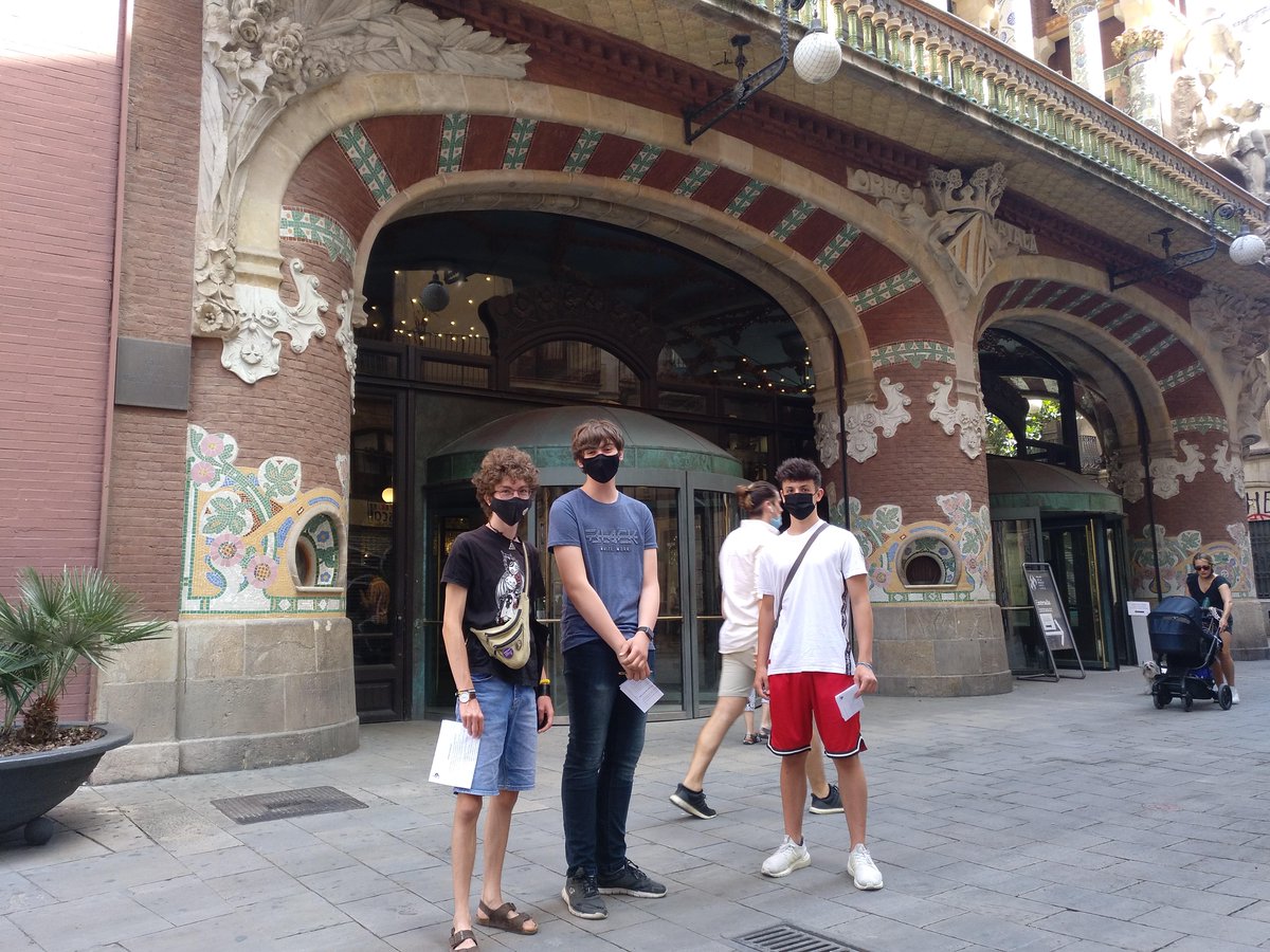 Escola Joan Pelegrí tweet media