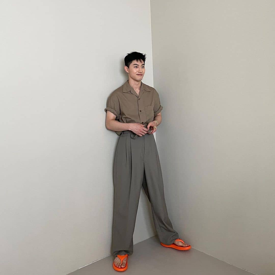 xhuerent's tweet photo. Kwak Dong Yeon IG post
July's #EllePreview
Take a look at today's #MannamSquare
#KwakDongYeon #곽동연 https://t.co/N9P0mFFJvq