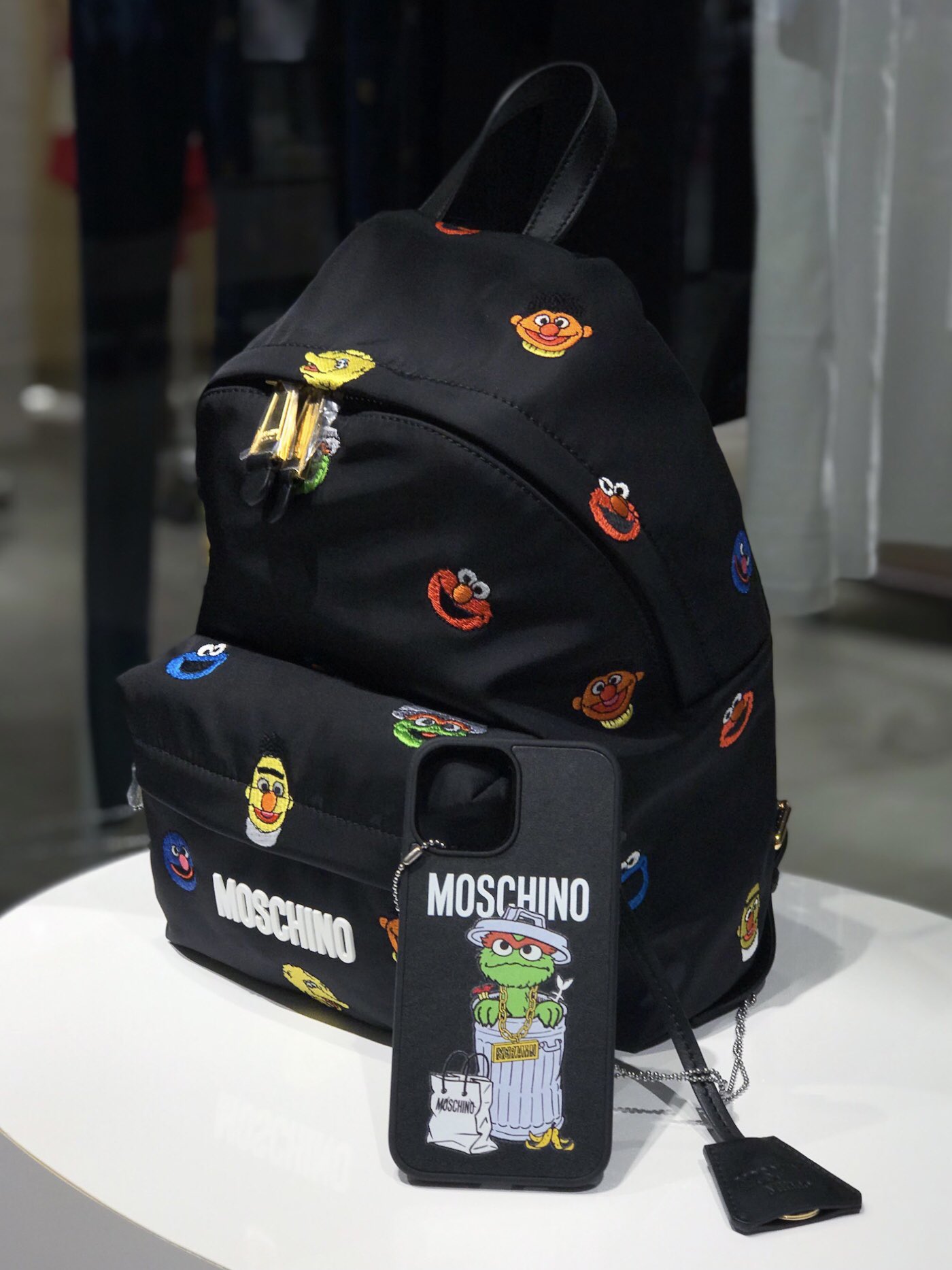 【SALE】 モスキーノ セサミストリートバックパック バッグ
