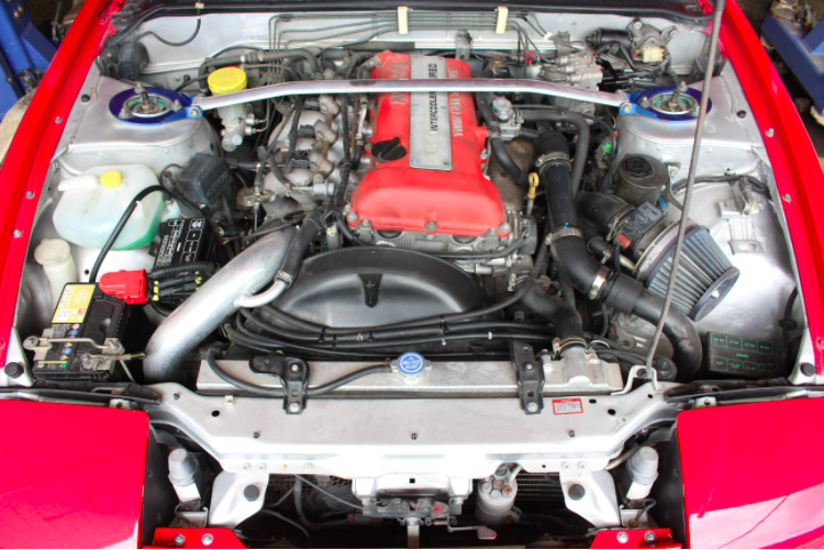 GTGarage1's tweet photo. ☆6月試乗会　車両紹介Vol①☆

180SX&amp;フェアレディZ

真紅の後期180SX
34Z 走りのバージョンS

新旧日産ファンに送るラインアップ！

ご予約はこちら！
https://t.co/eDnVUWWVNw

ご予約&amp;RTお待ちしております！

#ガリバーGTガレージ
#試乗会
#RT希望
#スポーツカー
#クルマイベント https://t.co/PL7qWfGmgv